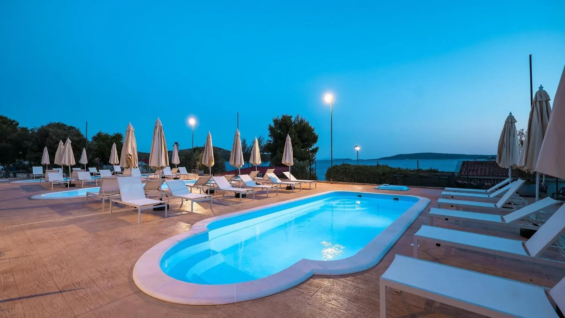 Apartments Medena In Seget Donji, Trogir With Pools
