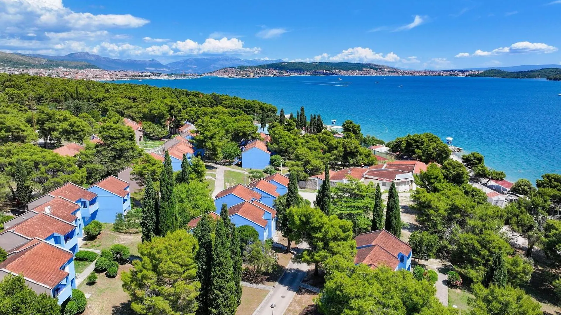Apartments Medena In Seget Donji, Trogir With Pools 0*,